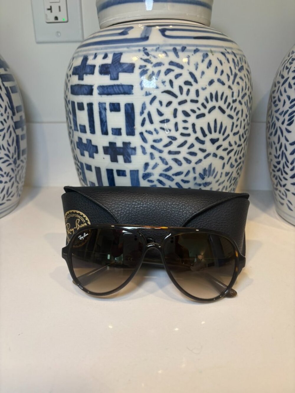 Ray Ban Cats 5000 RB4125 Retro Tortoise Aviator Gradient Sunglasses Case - Picture 3 of 11
